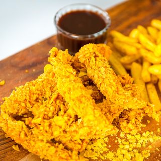 Crispy Chicken Bucket Combo Aprox. 3-4 pers.