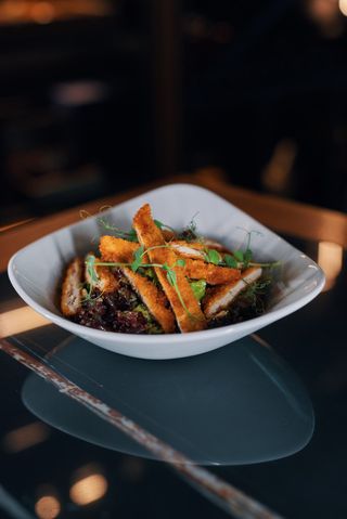 Cashew salata sa pohovanom piletinom ili ćuretinom