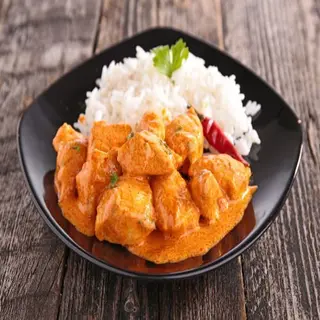 Pollo Con Salsa Curry