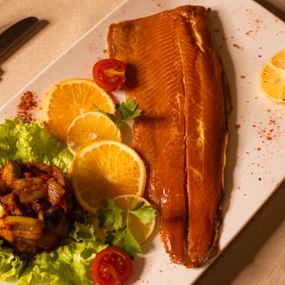 Dimljena losos pastrmka