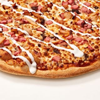 Pizza Kebab Medio Metro.