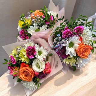 Mini bukiecik z kwiatów mieszanych 