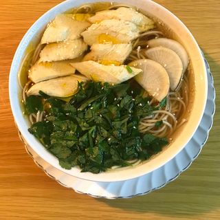 17P. Ramen con pollo