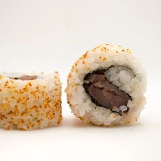 Uramaki 15 Atún picante Cebollino y Shichimi