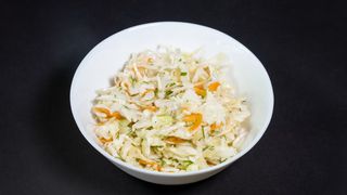 Salată de varză proaspătă