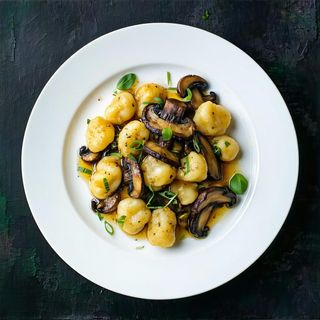 Gnocchi fiori e porcini