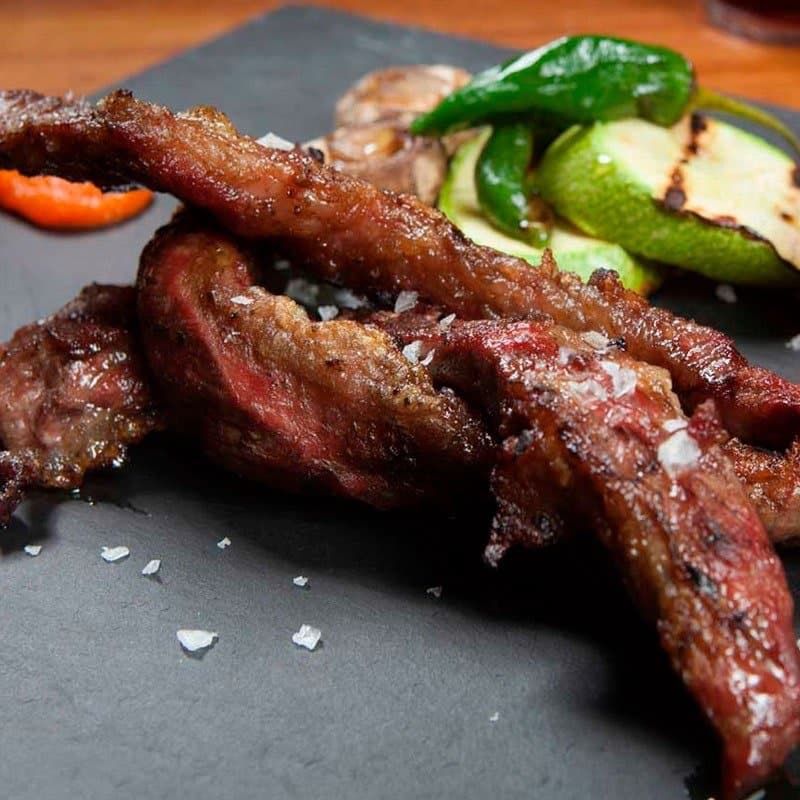 Lagarto ibérico a la brasa 