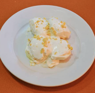 Ración De Huevos Rellenos