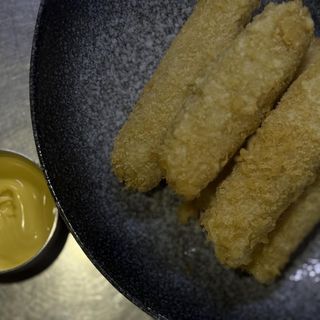 Сырные палочки