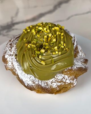 Zeppola al Pistacchio