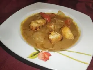 Garlic chicken tikka balti