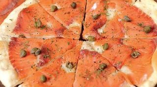 Pizza De Salmón Ahumado