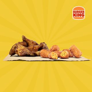 6 Wings + 6 Chili cheese bites