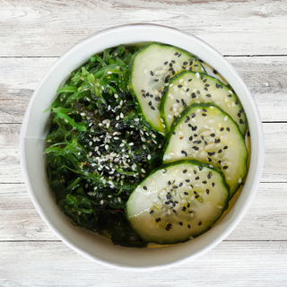 ENSALADA DE ALGAS WAKAME ( VEGANA)