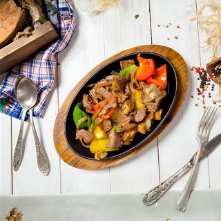 Мясо на жаровне