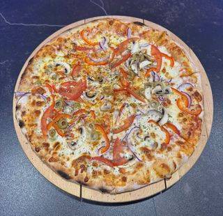 PIZZA VEGETARIANA