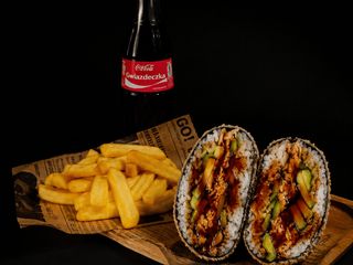 SUSHIBURGER PIECZONY ŁOSOŚ NEW MENU