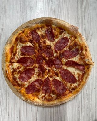 Піца Салямі