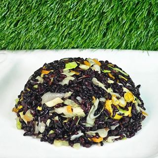 Riso venere saltato con verdure