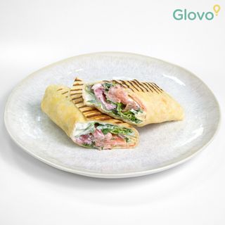 Тортила със сьомга