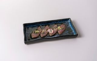 136. Carpaccio tonno - 4 pezzi