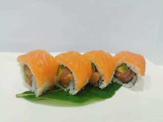 257 salmone roll 8pz