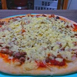 PIZZA DE ATUM