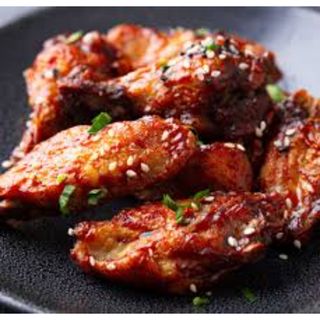 Alitas De Pollo Sal Y Pimienta (Ración)