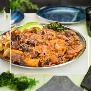 1/2 kg With Fat Skin (Ekigodo)  assorted with Cassava