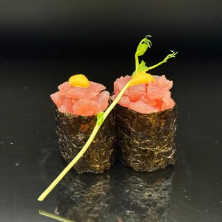 146. Gunkan tuna  - 2 pezzi