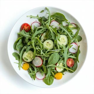 Пролетна зелена салата (400г)