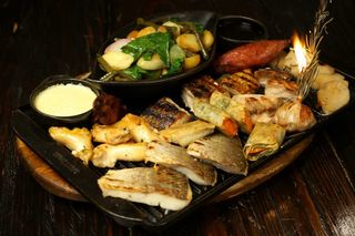 Ассорти из жареной рыбы (1 кг)