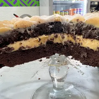 Brownie da Tatá com leite nido