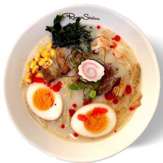 110.Maiale arrosto piccante brodo shoyu