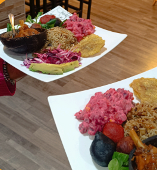 Piatto composto con pollo