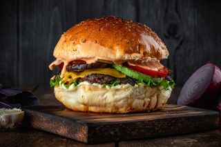 Фирменный бургер