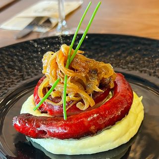 Chistorra De Navarra Sobre Parmentier De Patata