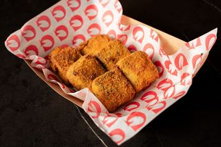 Croquetas Carrillera  6UND