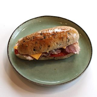 Сандвич със свинско филе