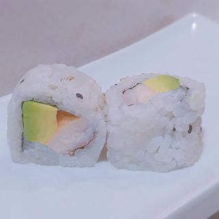 24. Uramaki EBI Aguacate (8 Pza.)