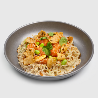 Poke Salmón Yakisoba