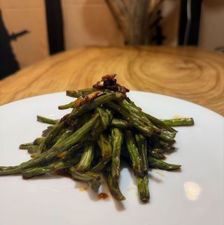 Fagiolini al wok in salsa Chili