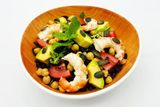 Gamberi, avocado e ceci