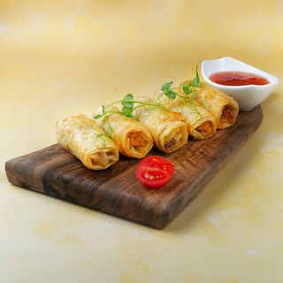 Prolećne rolnice sa sweet chilli sosom