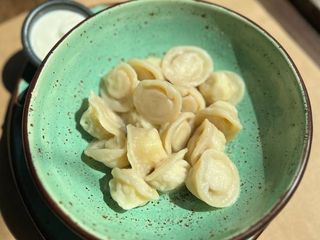 Пельмені відварні зі свининою (260g)