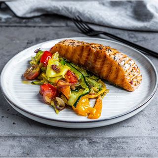 Salmón A La Plancha