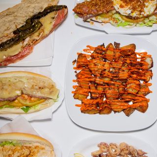 Combinado Piolín En Pan Viena