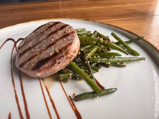 Тунець зі спаржевою квасолею (100/100g)