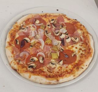 Pizza Slavonska