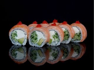 Philadelphia z łososiem wędzonym 8 szt.